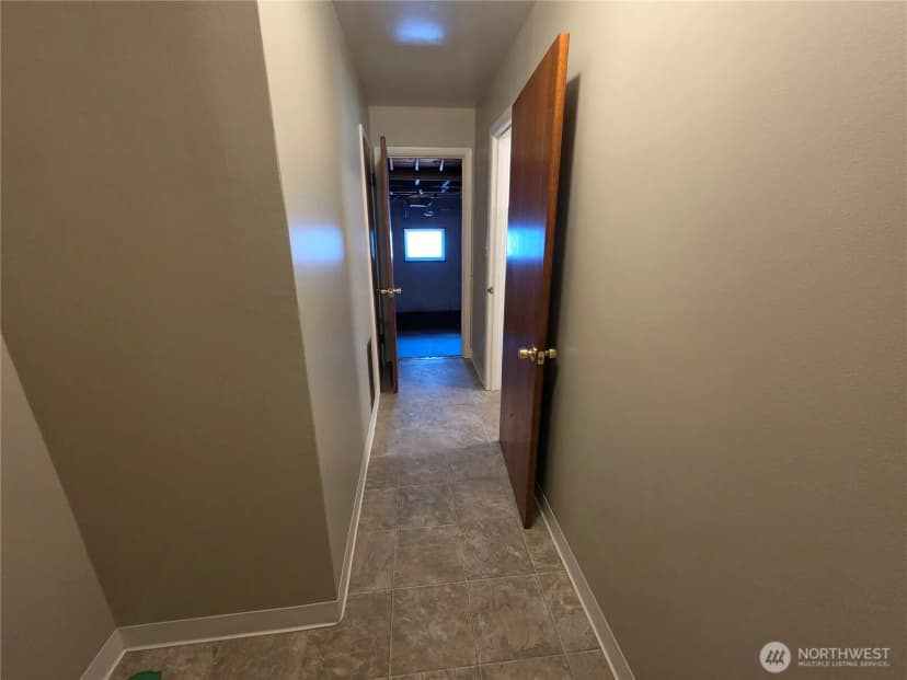 Property photo for 520 28th Avenue, Longview photo 17