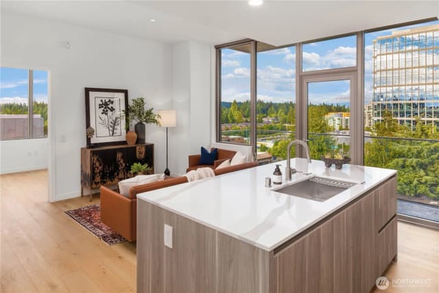 Property photo for 10232 Ne 10th Street #707, Bellevue photo 3
