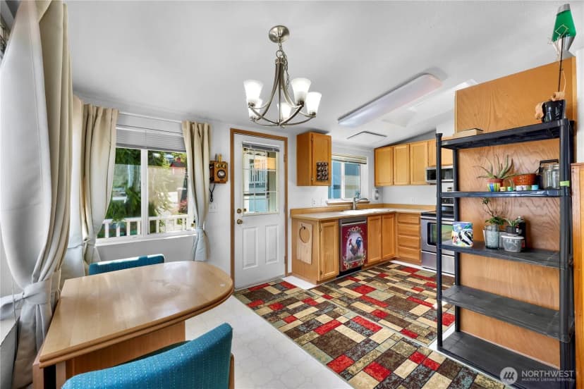 Property photo for 1200 Lincoln Street #154, Bellingham photo 12