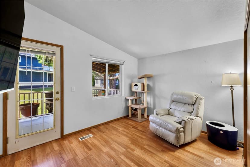 Property photo for 1200 Lincoln Street #154, Bellingham photo 25