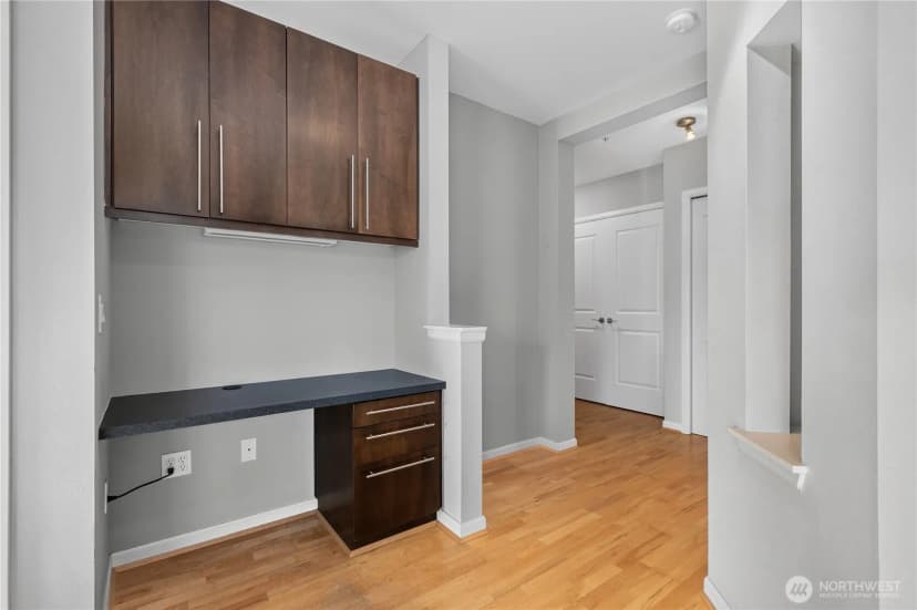 Property photo for 124 Bellevue Avenue E #601, Seattle photo 10