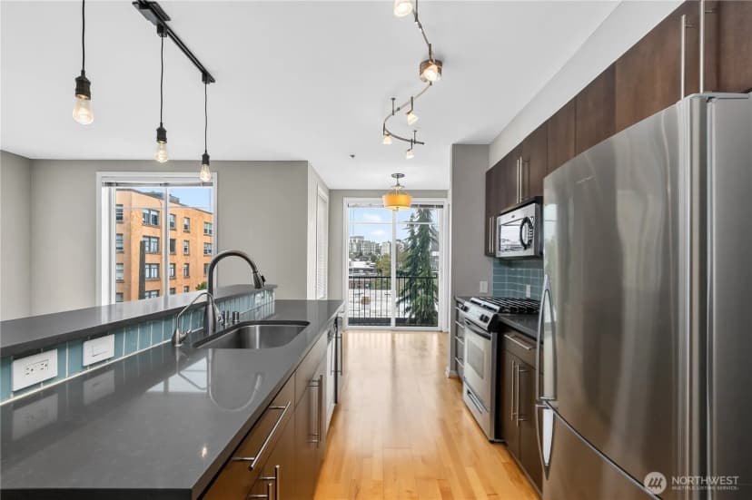 Property photo for 124 Bellevue Avenue E #601, Seattle photo 14