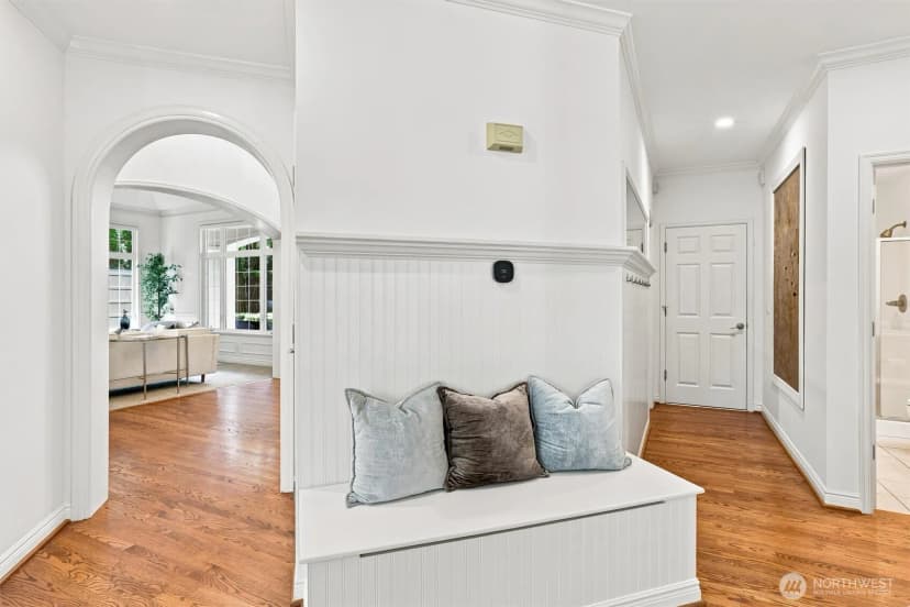 Property photo for 1006 270th Court Se, Sammamish photo 18