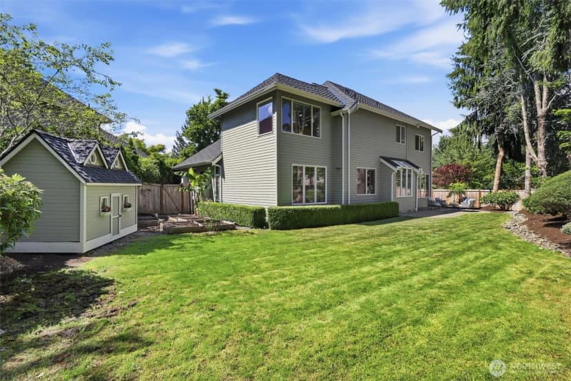Property photo for 1006 270th Court Se, Sammamish photo 35