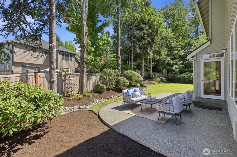 Property photo for 1006 270th Court Se, Sammamish photo 36