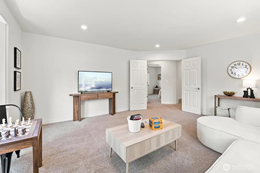 Property photo for 1006 270th Court Se, Sammamish photo 34