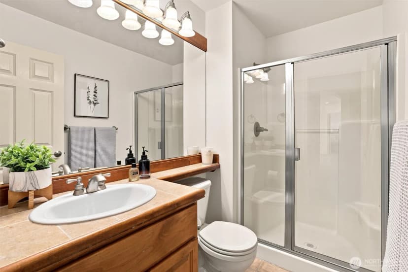 Property photo for 1006 270th Court Se, Sammamish photo 32