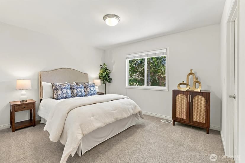 Property photo for 1006 270th Court Se, Sammamish photo 30