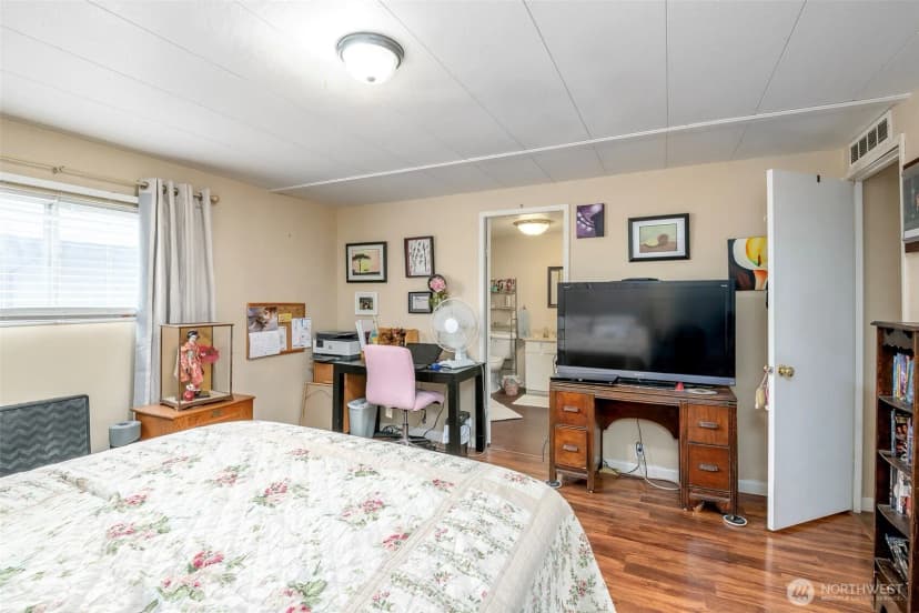 Property photo for 210 37th Street Se #100, Auburn photo 18