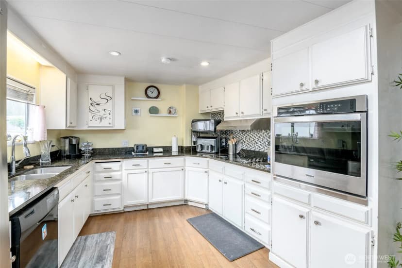 Property photo for 210 37th Street Se #100, Auburn photo 11