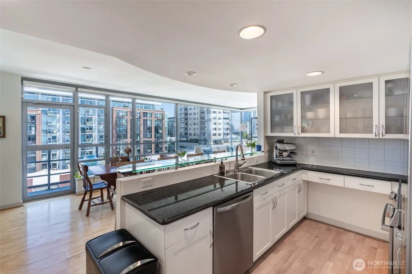 Property photo for 2929 1st Avenue #1219, Seattle photo 6