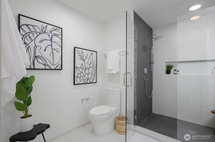 Property photo for 999 110th Avenue Ne #401, Bellevue photo 11