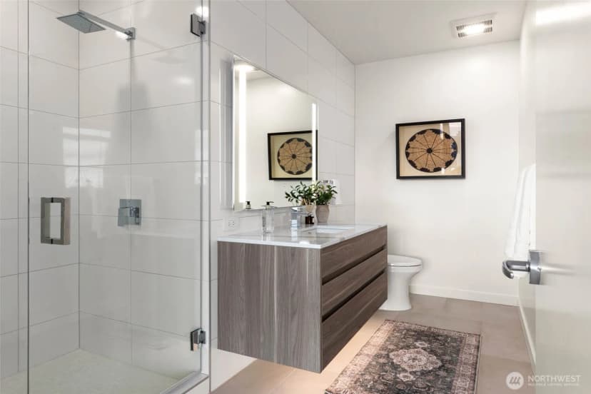 Property photo for 10232 Ne 10th Street #712, Bellevue photo 6