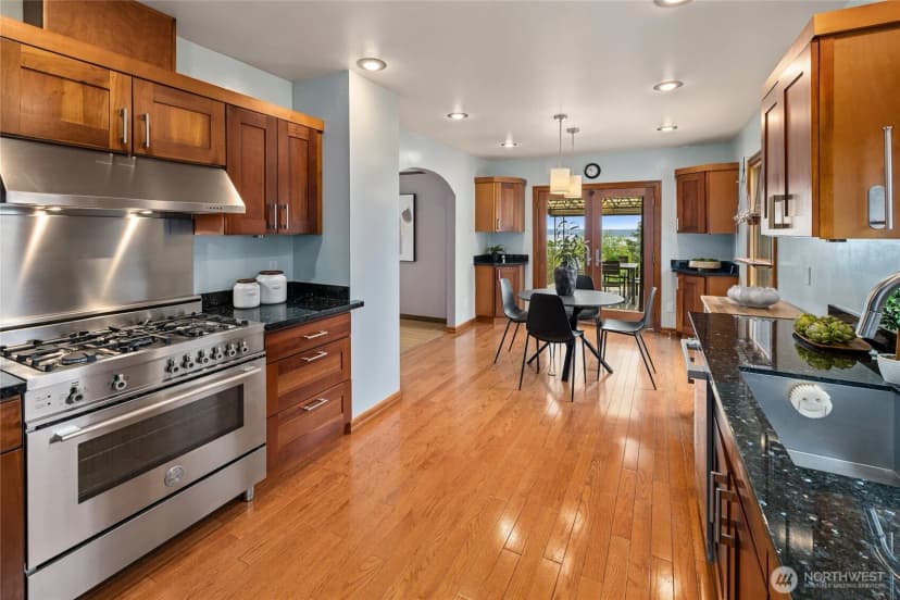 Property photo for 6759 41st Avenue Sw, Seattle photo 15