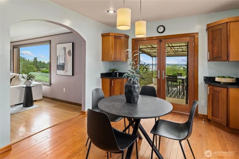 Property photo for 6759 41st Avenue Sw, Seattle photo 16
