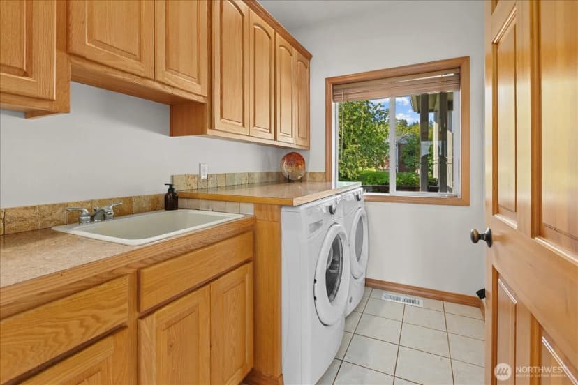 Property photo for 7804 S Lake Stevens Road, Lake Stevens photo 17