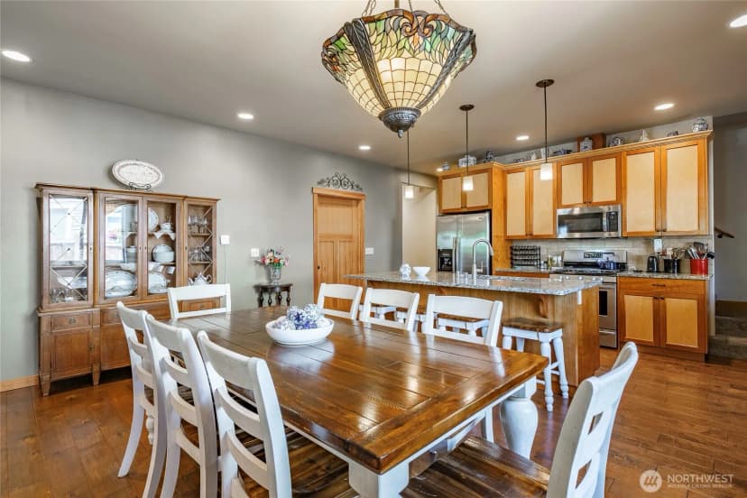 Property photo for 1461 Lupin Street, Lynden photo 12