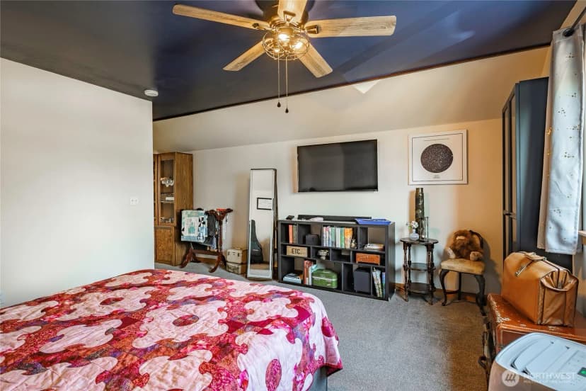 Property photo for 1461 Lupin Street, Lynden photo 26