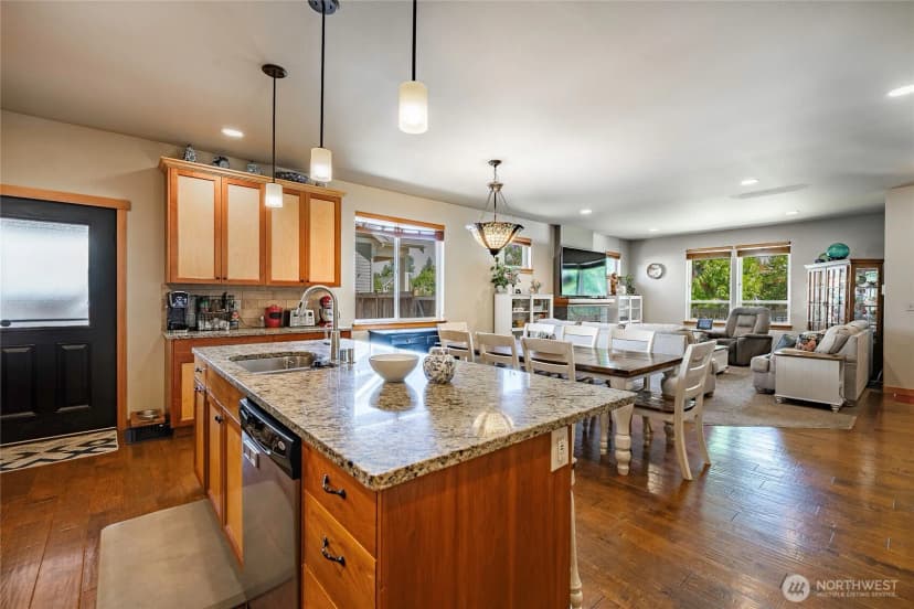 Property photo for 1461 Lupin Street, Lynden photo 17