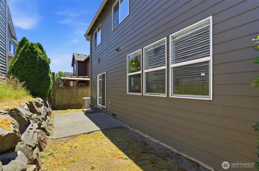 Property photo for 19215 25th Avenue Se, Bothell photo 37