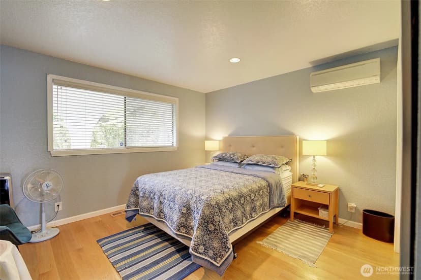 Property photo for 14820 39th Avenue Ne, Lake Forest Park photo 29