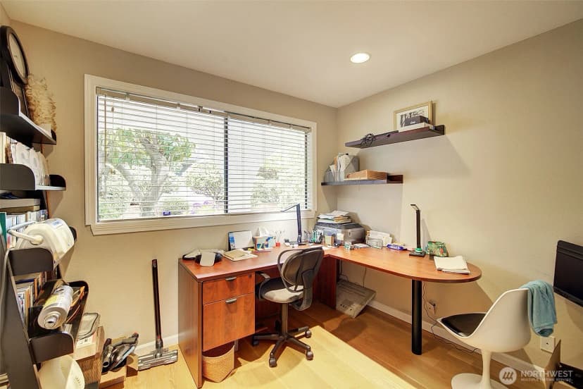 Property photo for 14820 39th Avenue Ne, Lake Forest Park photo 25