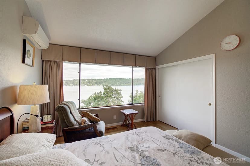 Property photo for 14820 39th Avenue Ne, Lake Forest Park photo 27