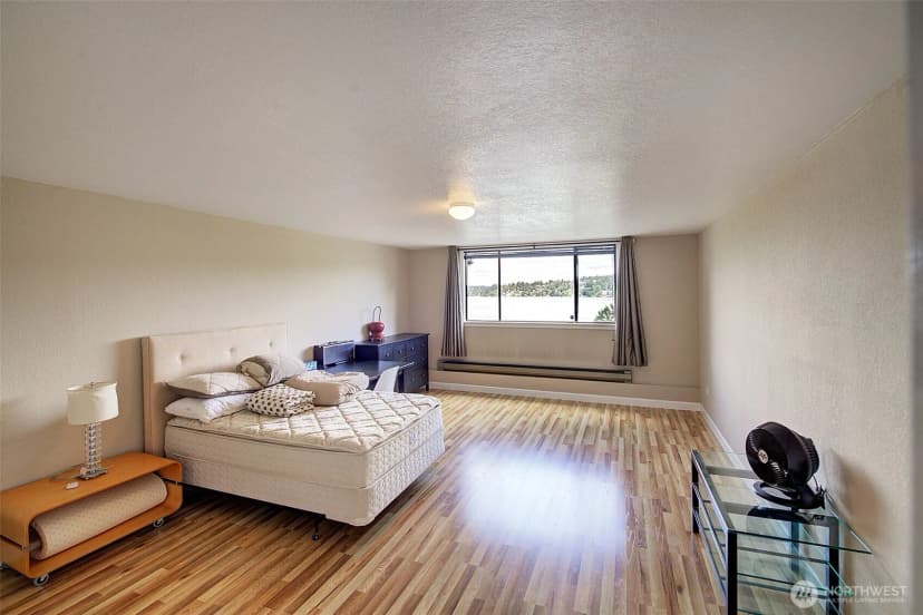 Property photo for 14820 39th Avenue Ne, Lake Forest Park photo 35
