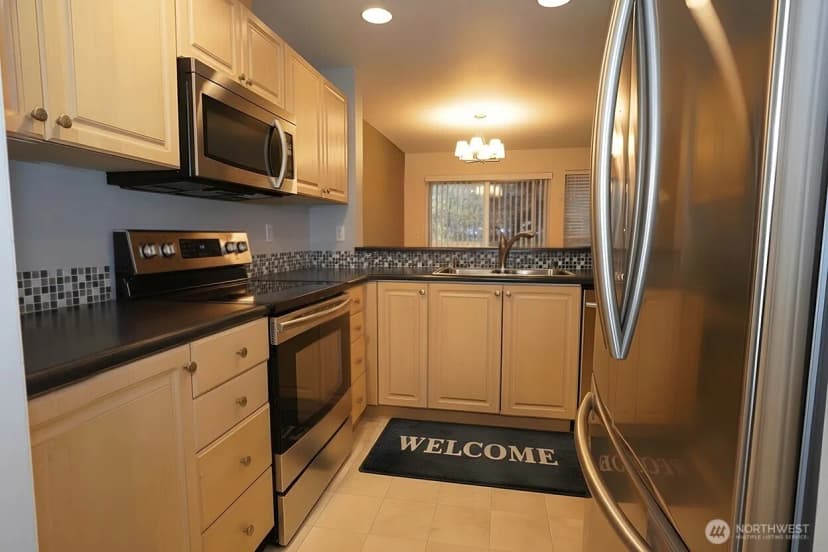 Property photo for 12427 4th Avenue W #7104, Everett photo 13