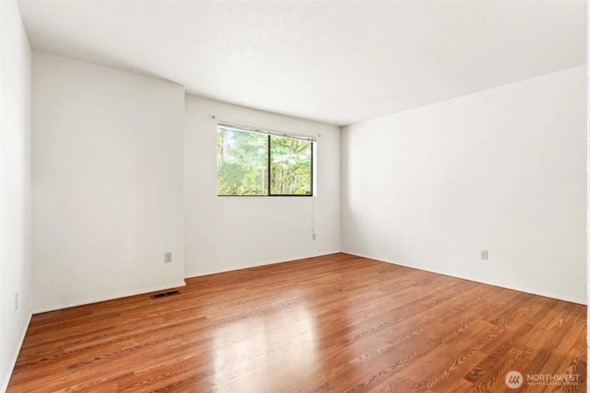 Property photo for 11306 101st Place Ne #1306, Kirkland photo 22