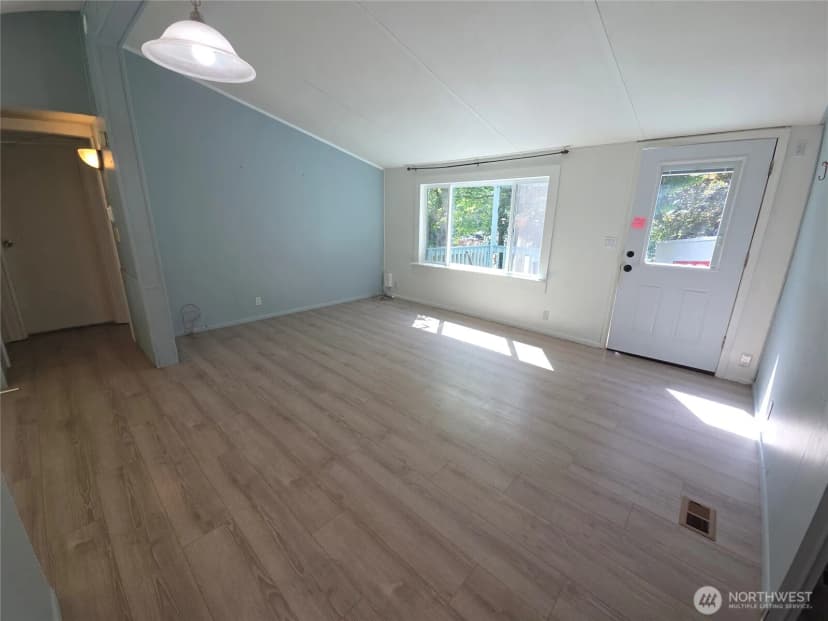 Property photo for 482 Hilltop Drive, Sedro Woolley photo 5