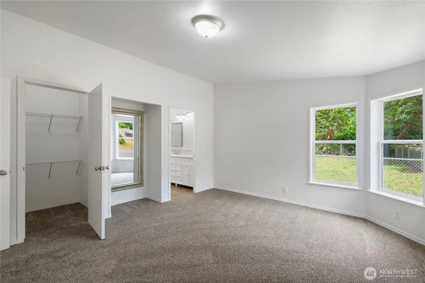 Property photo for 21 E Willopa Road, Shelton photo 29