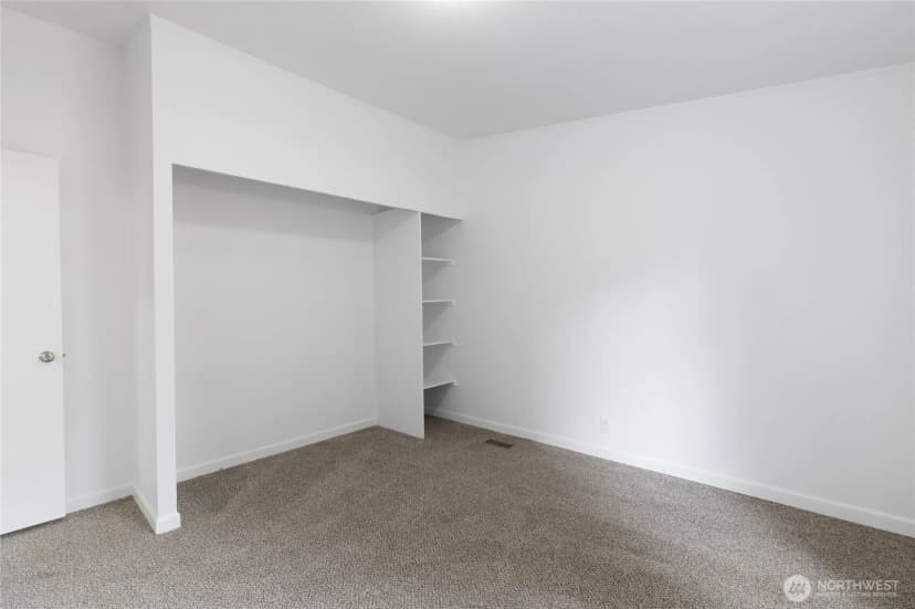 Property photo for 21 E Willopa Road, Shelton photo 35