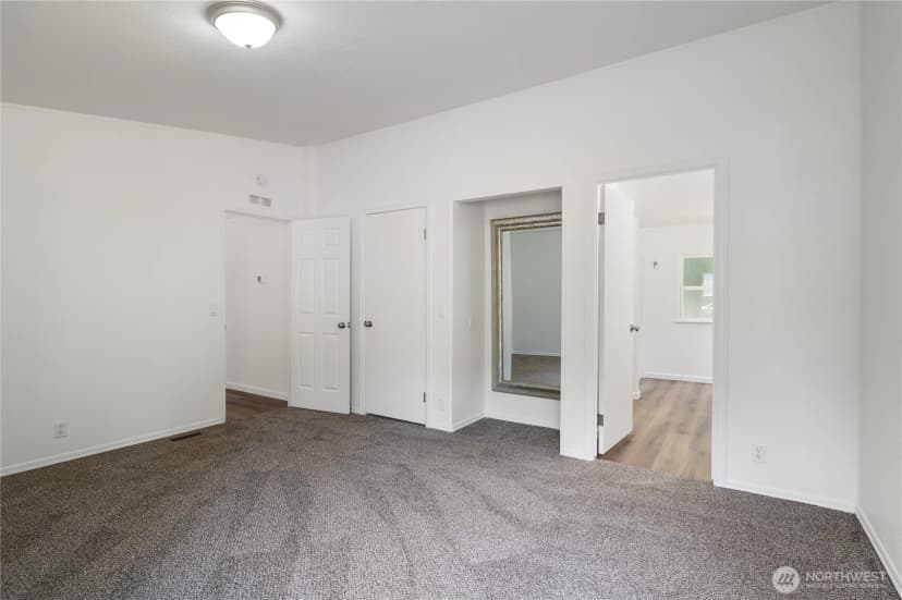 Property photo for 21 E Willopa Road, Shelton photo 28