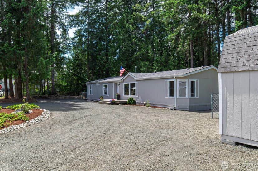 Property photo for 21 E Willopa Road, Shelton photo 8