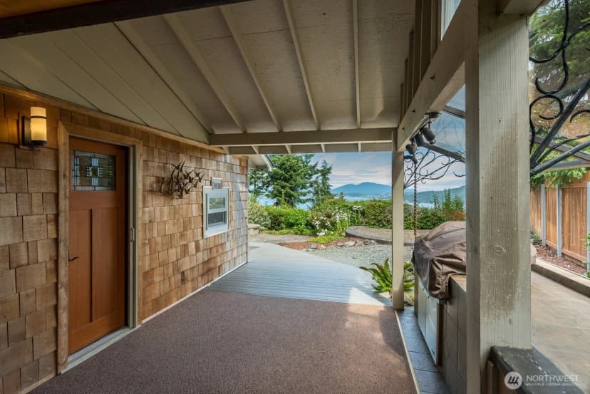 Property photo for 4053 Edith Point Road, Anacortes photo 29