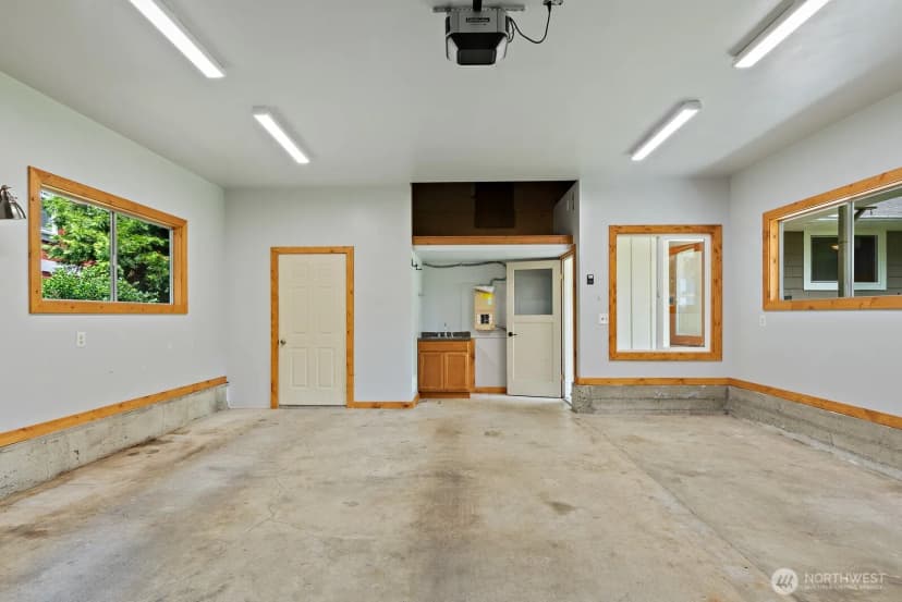 Property photo for 4053 Edith Point Road, Anacortes photo 33