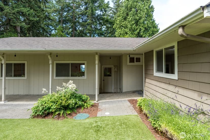 Property photo for 4053 Edith Point Road, Anacortes photo 32