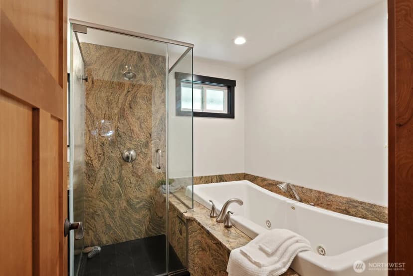 Property photo for 4053 Edith Point Road, Anacortes photo 24