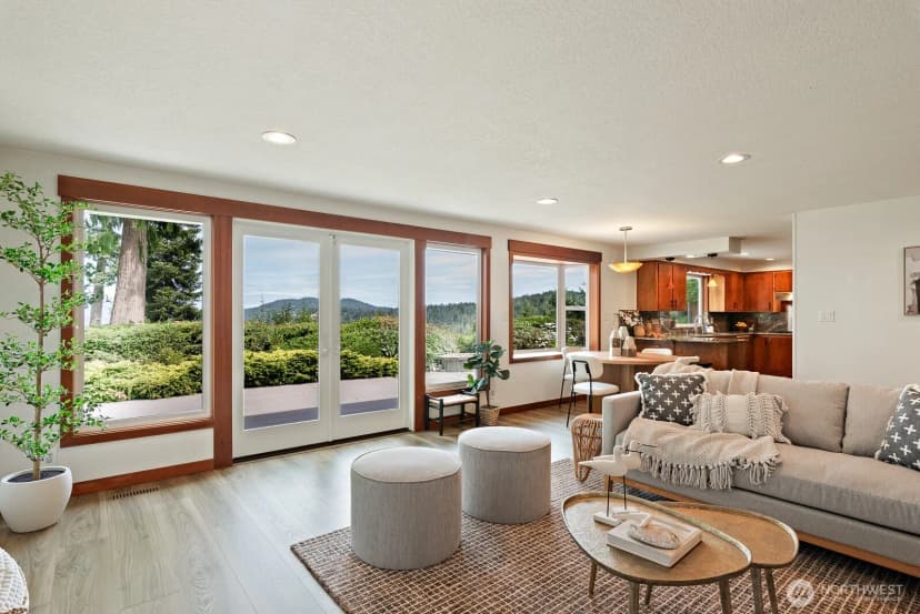Property photo for 4053 Edith Point Road, Anacortes photo 13