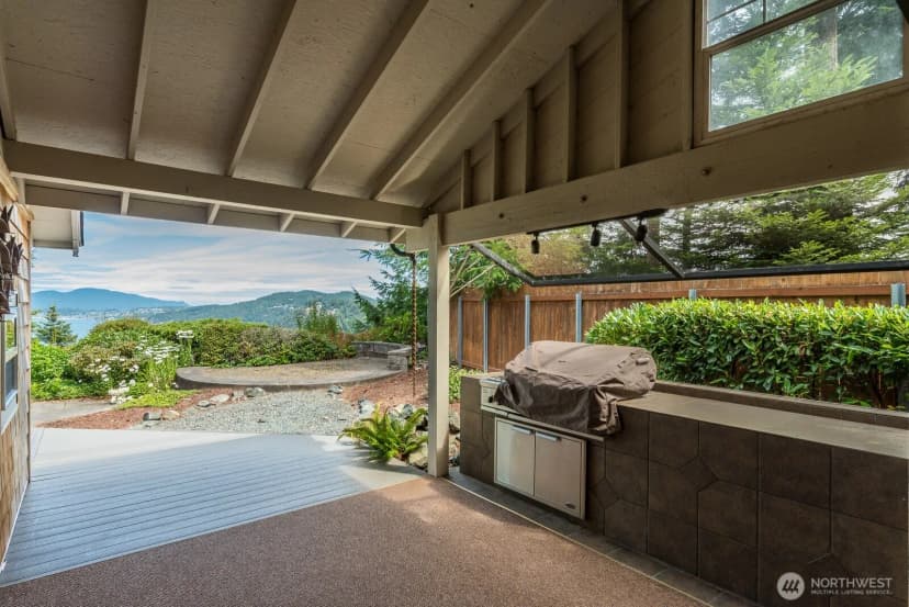 Property photo for 4053 Edith Point Road, Anacortes photo 30