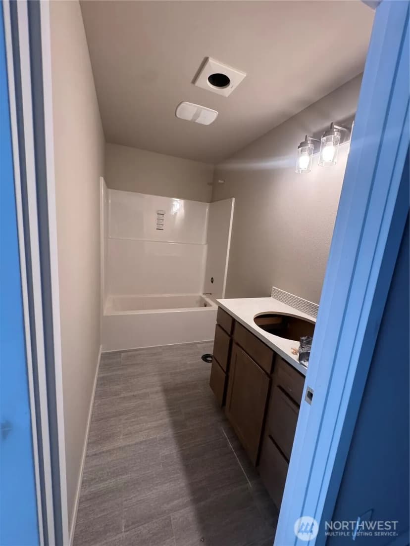 Property photo for 9512 Solberg Court Se, Yelm photo 6