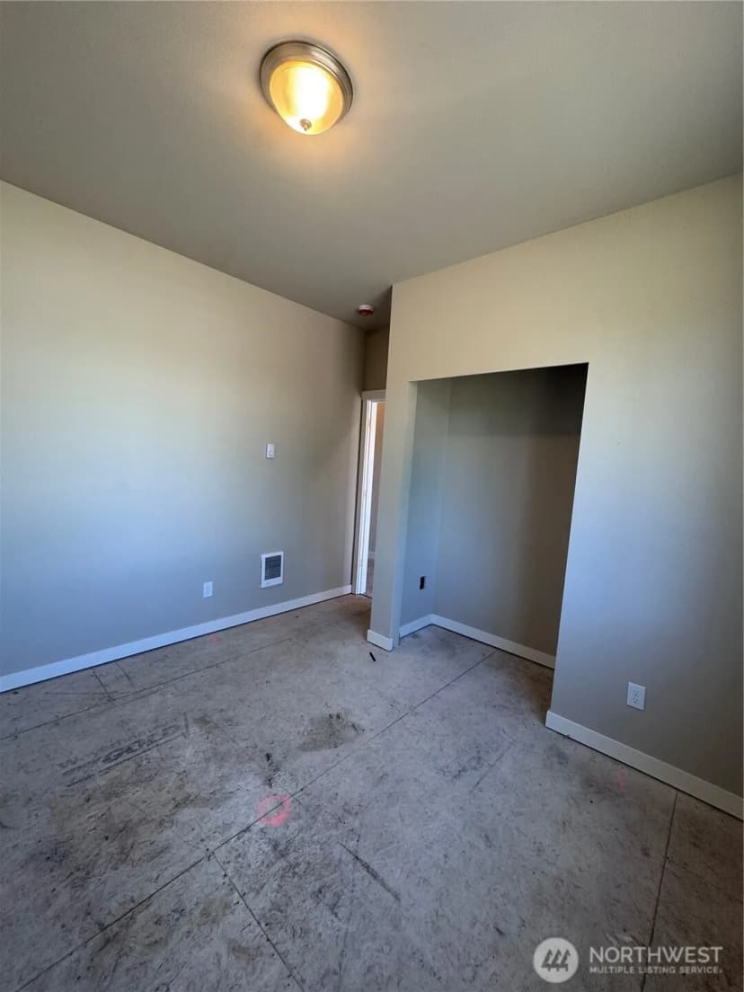 Property photo for 9512 Solberg Court Se, Yelm photo 13
