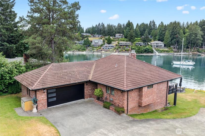 Property photo for 3510 East Bay Drive Nw, Gig Harbor photo 4