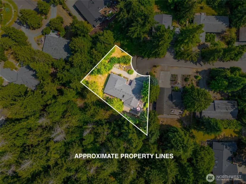 Property photo for 404 Nooksack Pl, La Conner photo 37