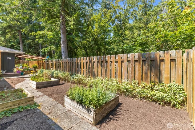 Property photo for 404 Nooksack Pl, La Conner photo 32