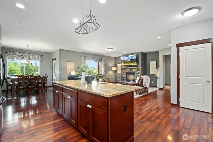 Property photo for 10920 233rd Street Ne, Arlington photo 11