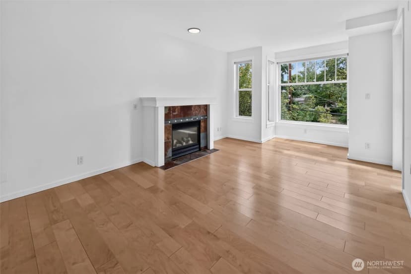 Property photo for 2901 Ne Blakeley #401, Seattle photo 6