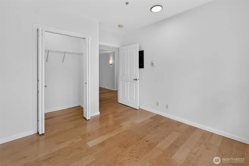 Property photo for 2901 Ne Blakeley #401, Seattle photo 21