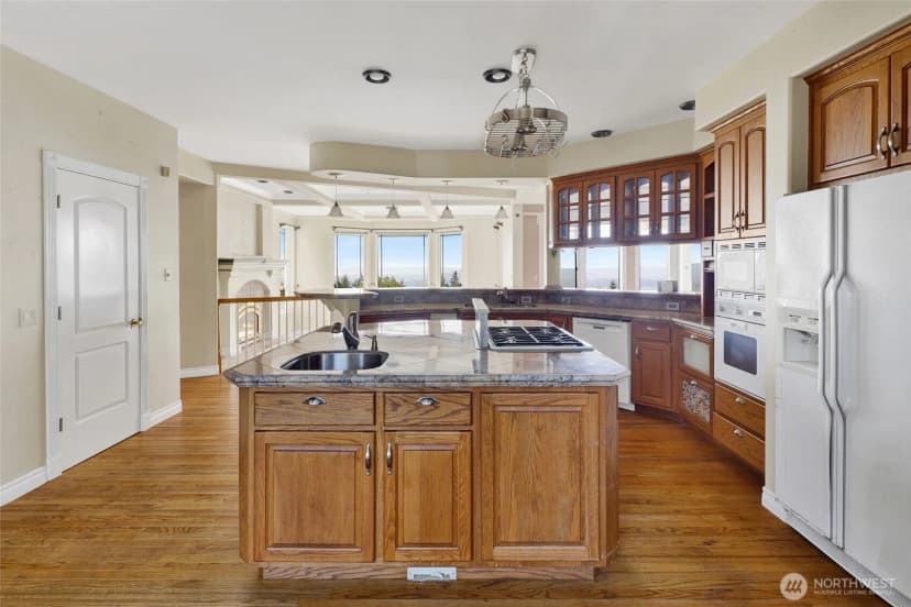Property photo for 18340 Osprey Court, Mount Vernon photo 3